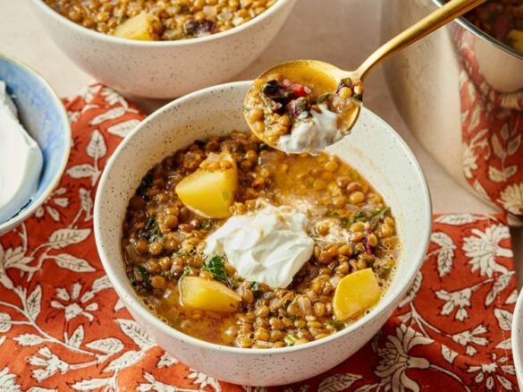 Sopa libanesa de lentejas y limon