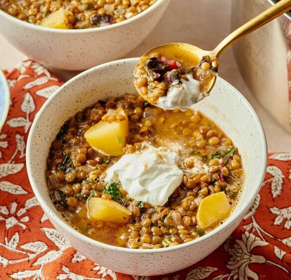 Sopa libanesa de lentejas y limon